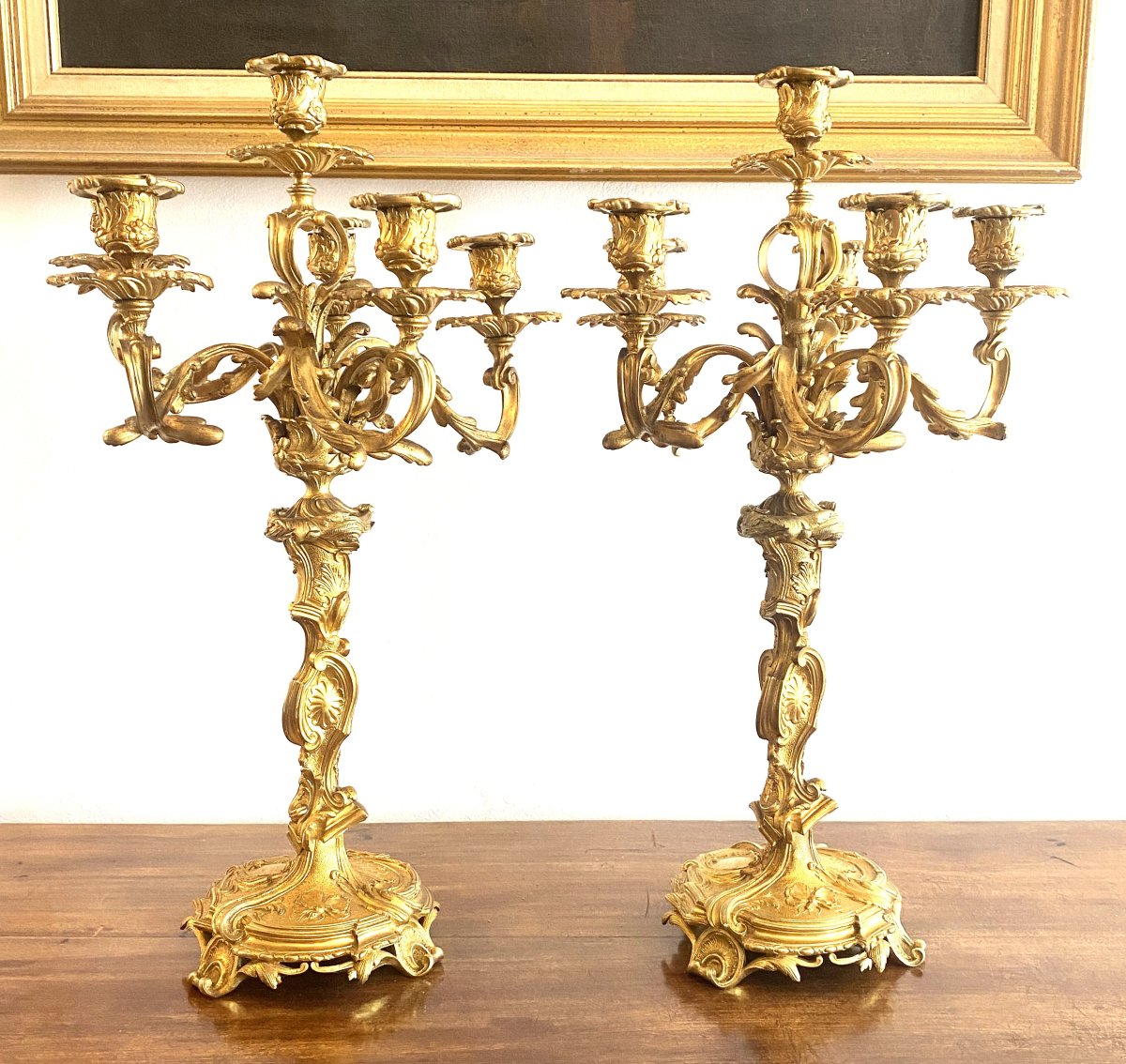 Grande Paire de candélabres Style Louis XV Rocaille en bronze Doré et ciselé   XIX ème