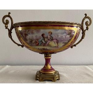 Coupe En Porcelaine De Sèvres Doré à l'Or Et Bronze Doré Ciselé XIX ème
