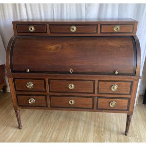 Louis XVI Cylinder Chest Of Drawers In Mahogany, 18th Century