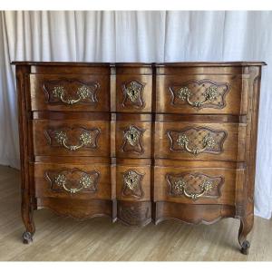 18th Century Curved Walnut Commode 