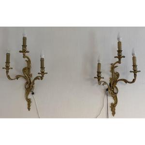 Grande Paire d'Appliques de style Louis XV Rocaille En Bronze XIX ème