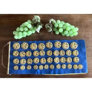 40 BOUTONS ART NOUVEAU – LAITON DORÉ – DÉCOR FLORAL AJOURÉ