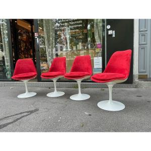 Saarinen Tulip Chairs Knoll International Edition