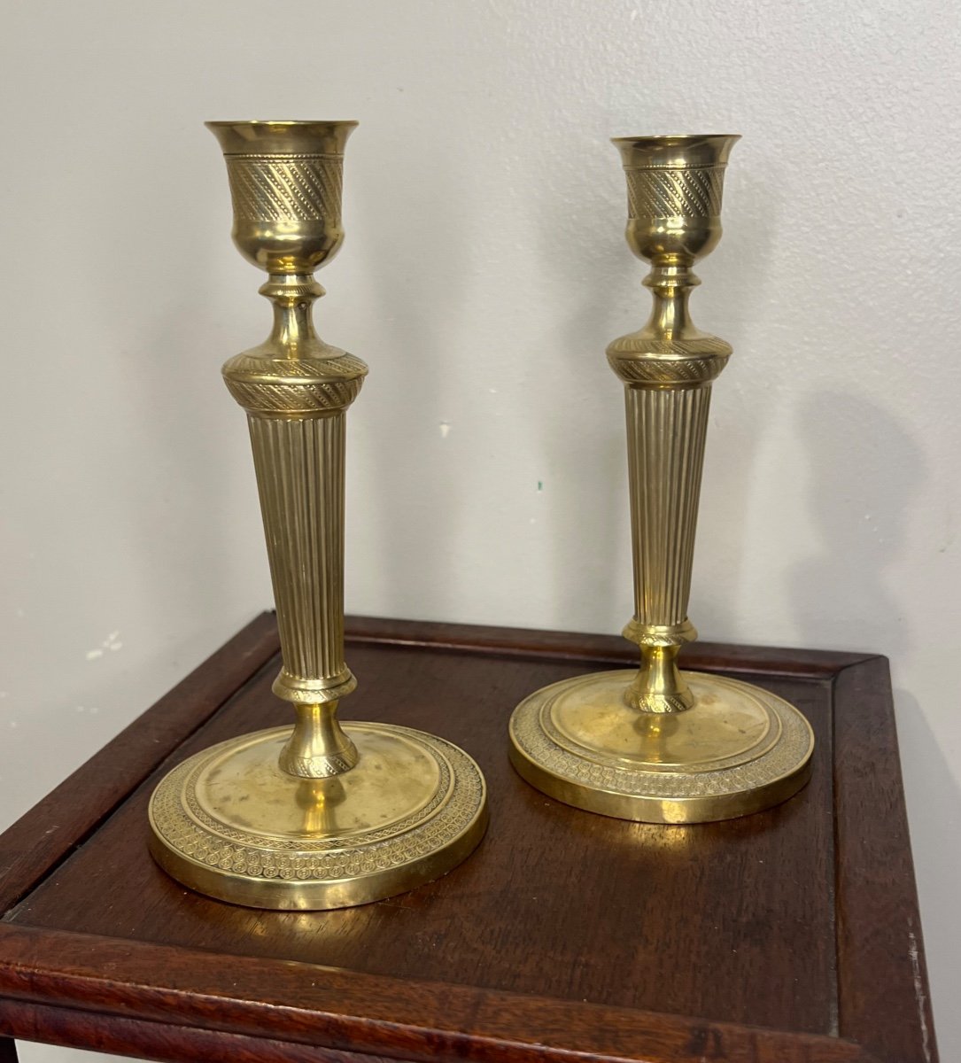 Paire De Bougeoirs, bronze ciselé, d'époque Empire