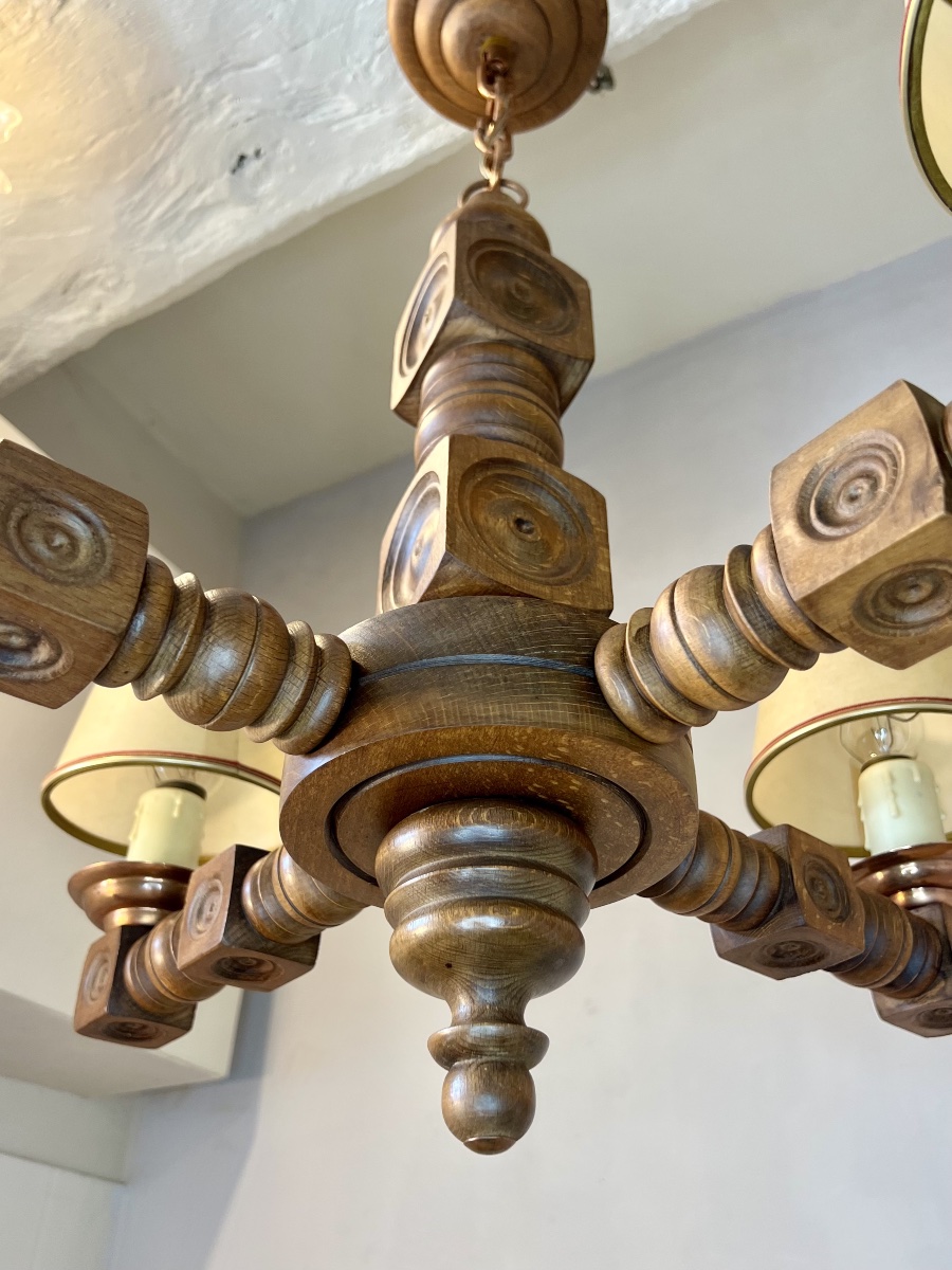 Dudouyt Reconstruction-era 4-light Wooden Chandelier -photo-3