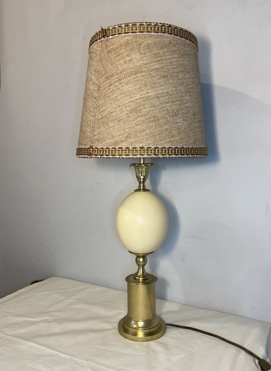 Lampe vintage œuf d’autruche 