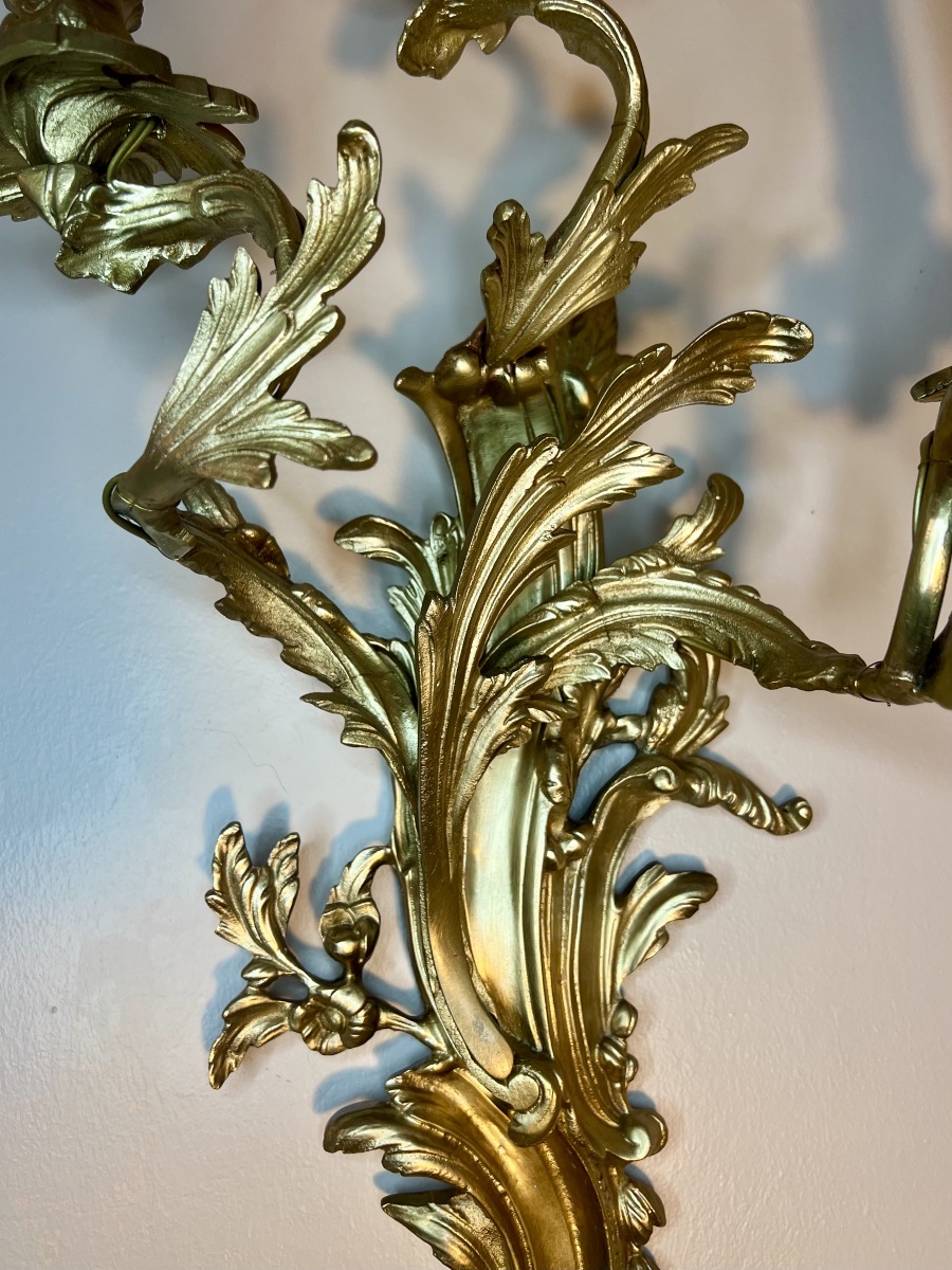 Large Pair Of Louis XV-style Rocaille Wall Sconces With 3 Lights -photo-2