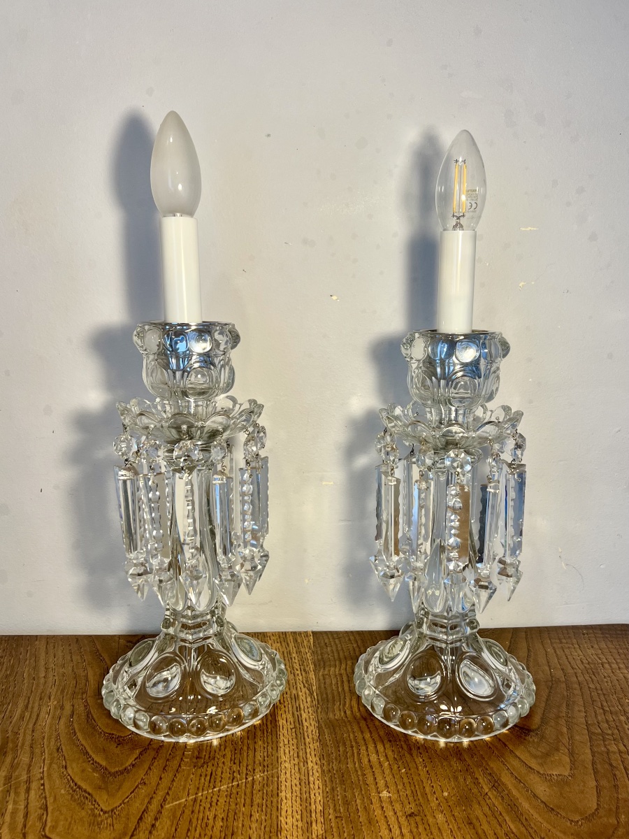 Paire de lampes bougeoirs en cristal
