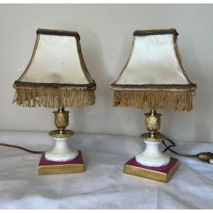 Paire De Lampes En Porcelaine Et Bronze Doré