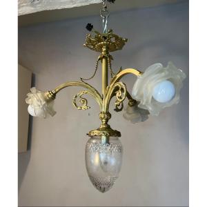 Lustre plafonnier bronze style Louis XVI, tulipes rose