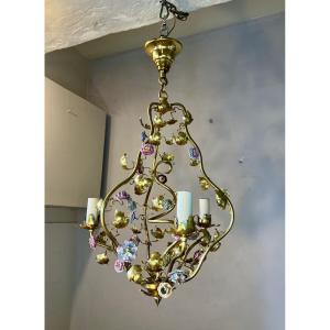 Lustre art nouveau laiton doré 3 lumières à fleurs en porcelaine