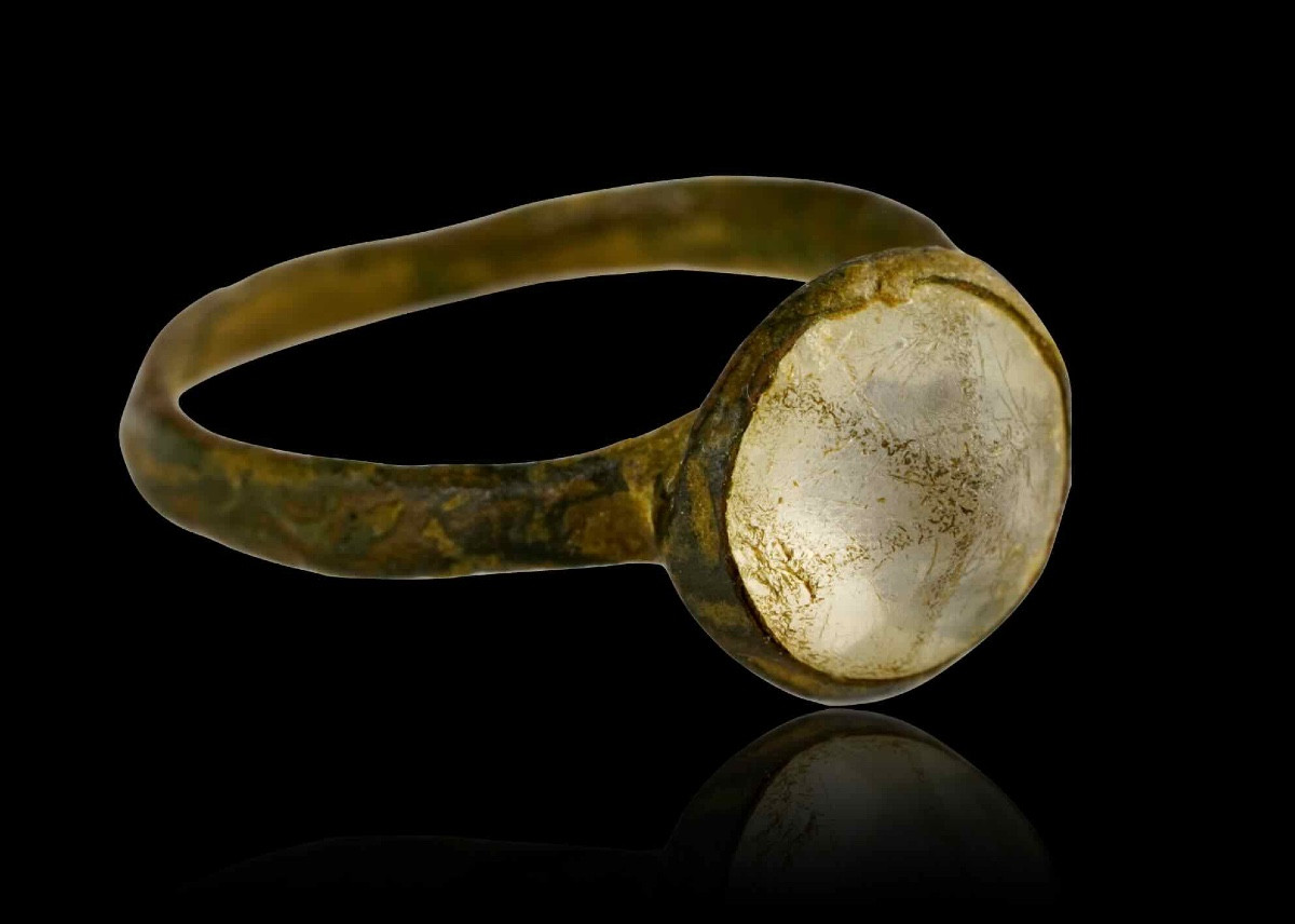 Bague Médiévale en bronze et pâte de verre -photo-2