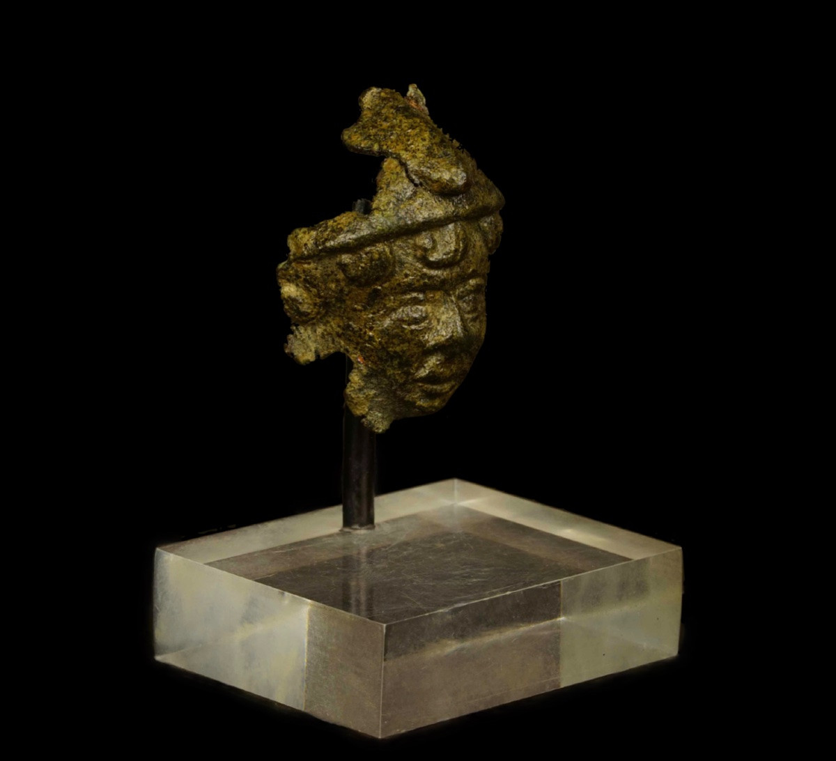 Bronze gallo-romain : tête du dieu Attis ou Mithra-photo-3