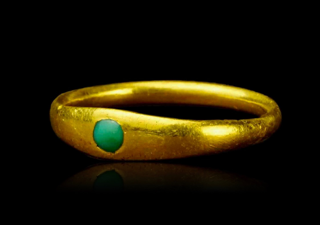 Bague d’enfant romaine en or 
