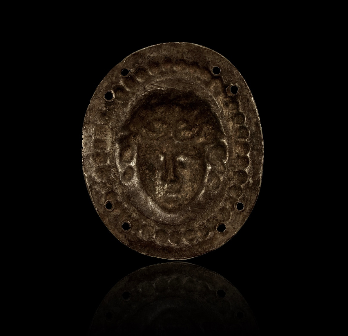 Silver Wall Lamp With Medusa (gorgon) Head-photo-2