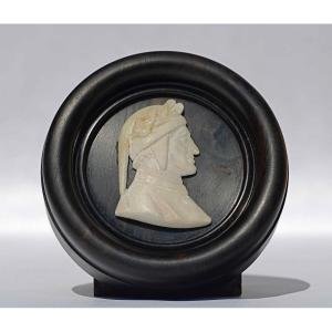 Beautiful Cameo Bust Of Dante Carved In Alabaster In An Ebony Frame.