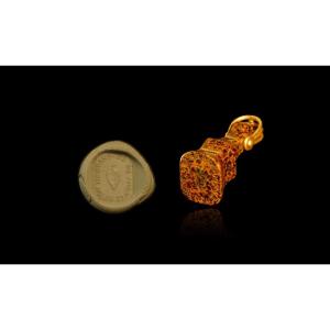 Agate Pendant Engraved In Intaglio: A Leaf And A Romantic Inscription