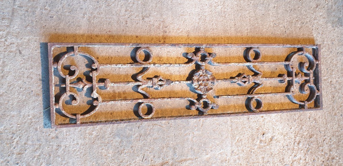 19th Century Cast Iron Protective Grille-photo-3