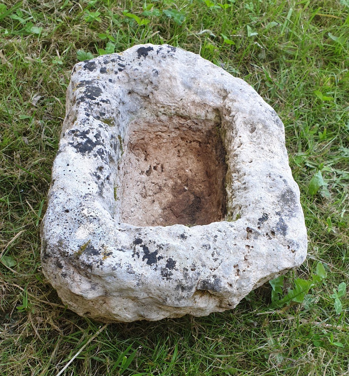 Petit Timbre En Pierre Calcaire Du Périgord-photo-2