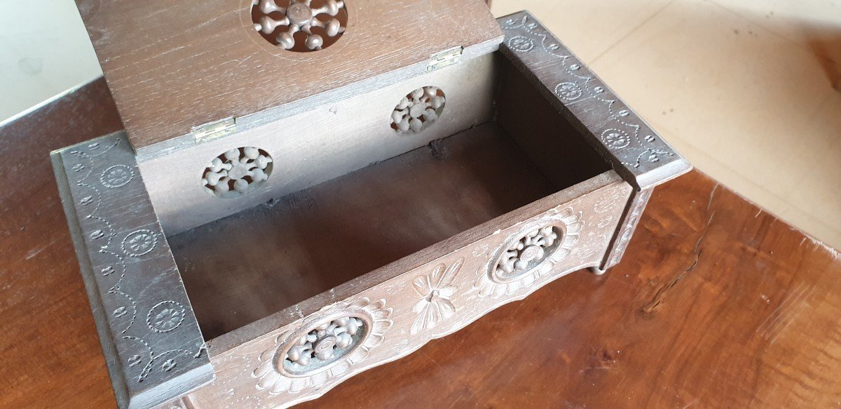 Finely Carved Cigar Or Jewelry Box - Breton Style - 20th Century-photo-3