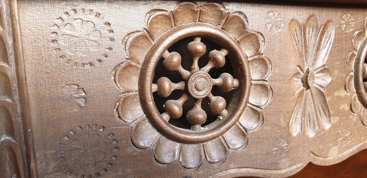 Finely Carved Cigar Or Jewelry Box - Breton Style - 20th Century-photo-4