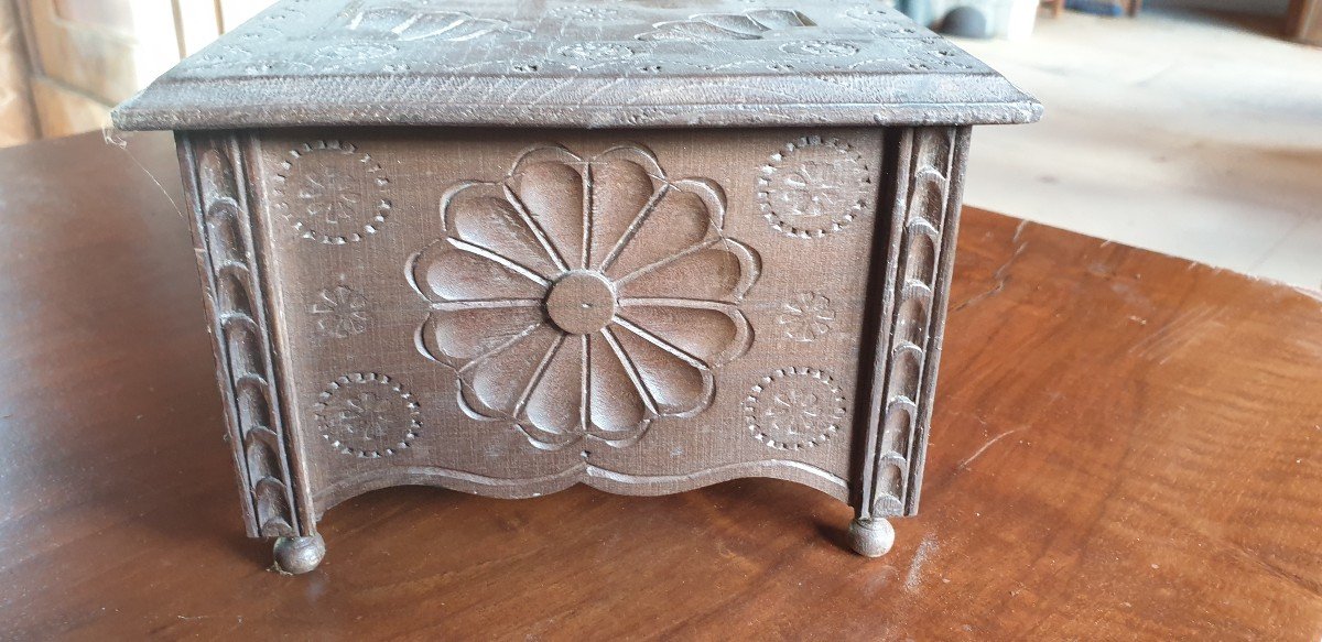Finely Carved Cigar Or Jewelry Box - Breton Style - 20th Century-photo-4