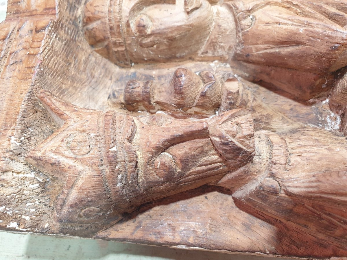 Carved Pine Panel Depicting The Three Wise Men-photo-5