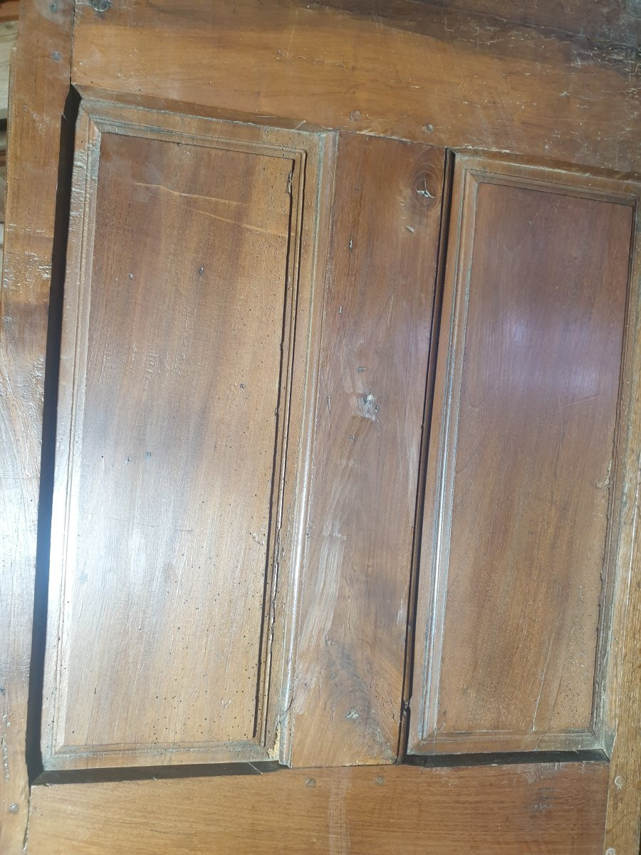 Armoire style Louis XIV en noyer blond - XVIIIème-photo-1