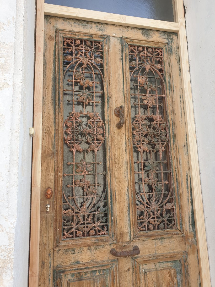 Entrance Door For Town Center House Or Building, With Dolphin Knocker And Frame + Transom-photo-3