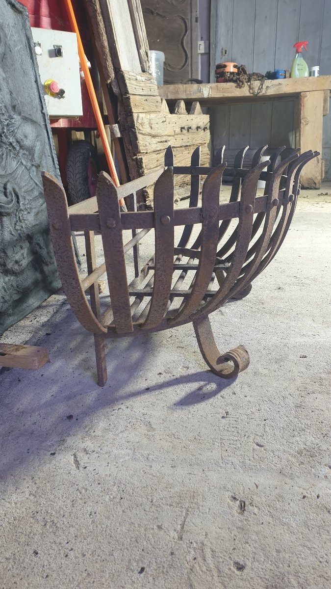 Arc-shaped Wrought Iron Log Holder - 20th Century-photo-1