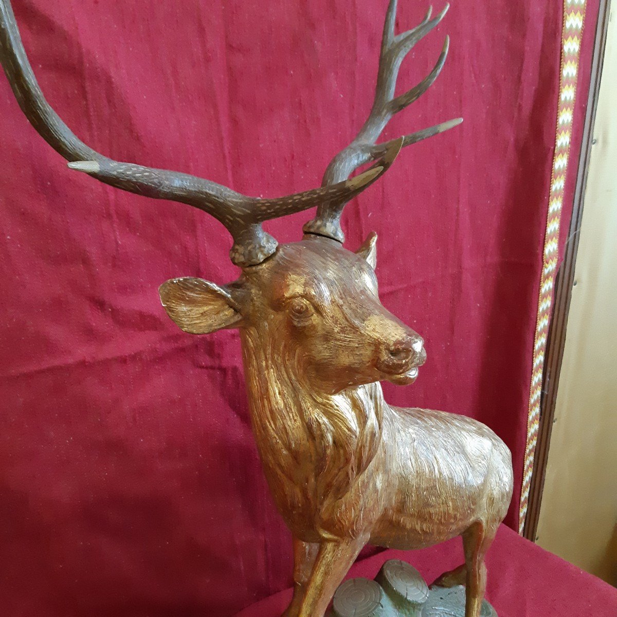 Cerf En Bois Doré -photo-4