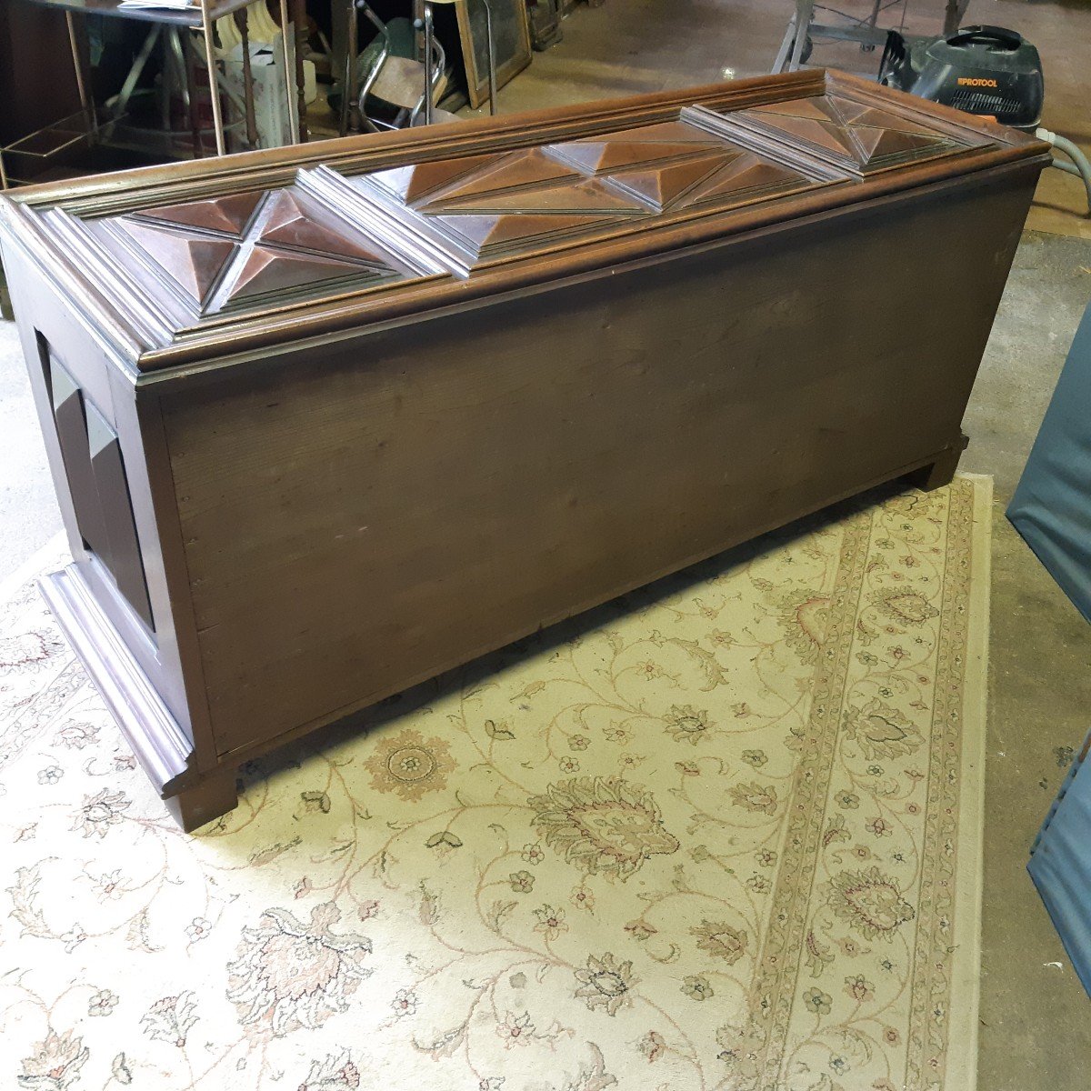 Large Louis XIII Style Chest 168x53-photo-6