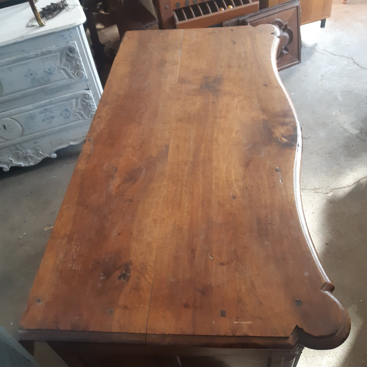 18th-century Lyonnais Walnut Chest Of Drawers -photo-1