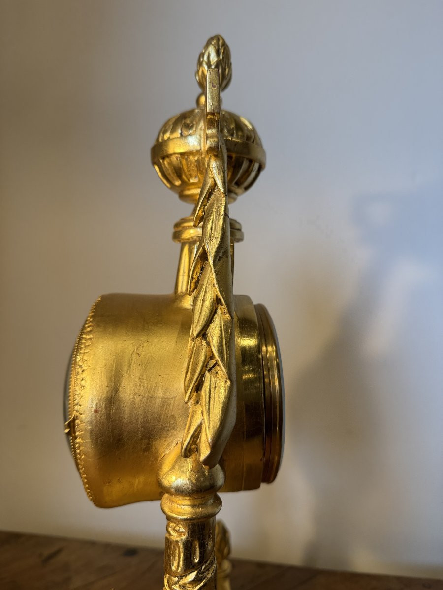 Pendule portique en bois doré XVIIIéme-photo-2