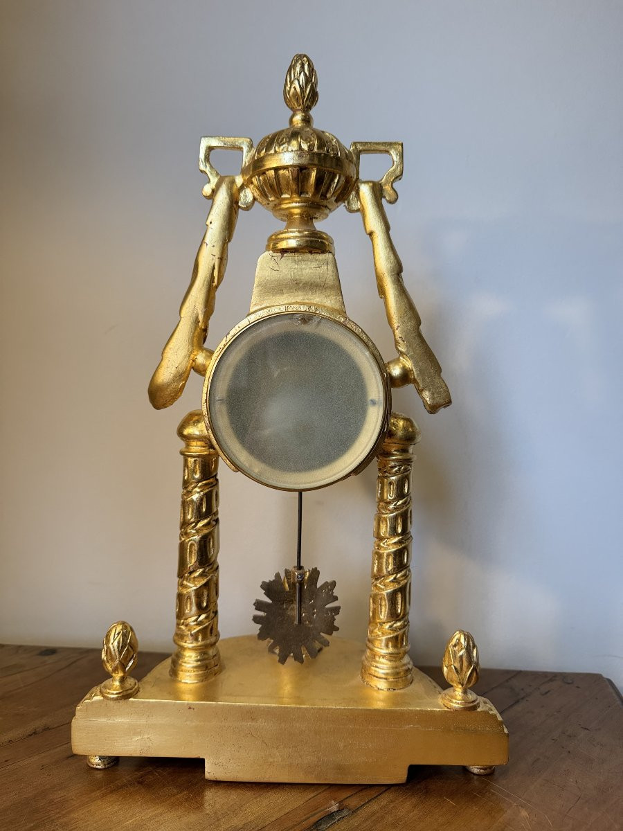Pendule portique en bois doré XVIIIéme-photo-3