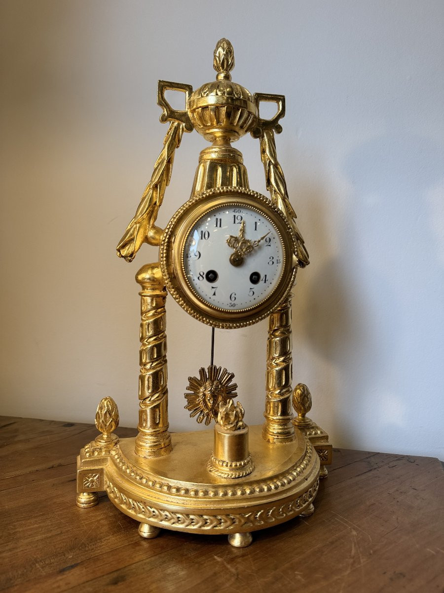 Pendule portique en bois doré XVIIIéme-photo-5
