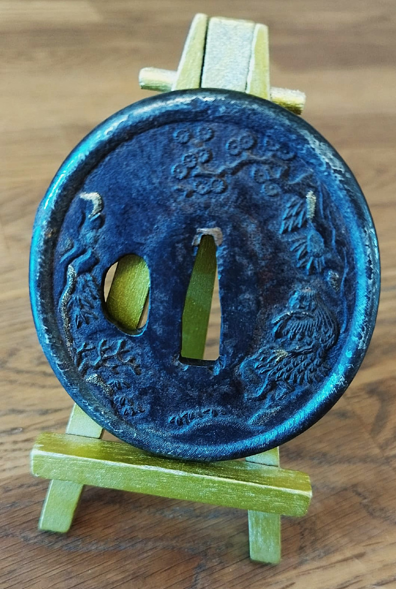TSUBA DE WAKIZASHI "GAMA SENNIN" – FER OR ET ARGENT – MUMEI