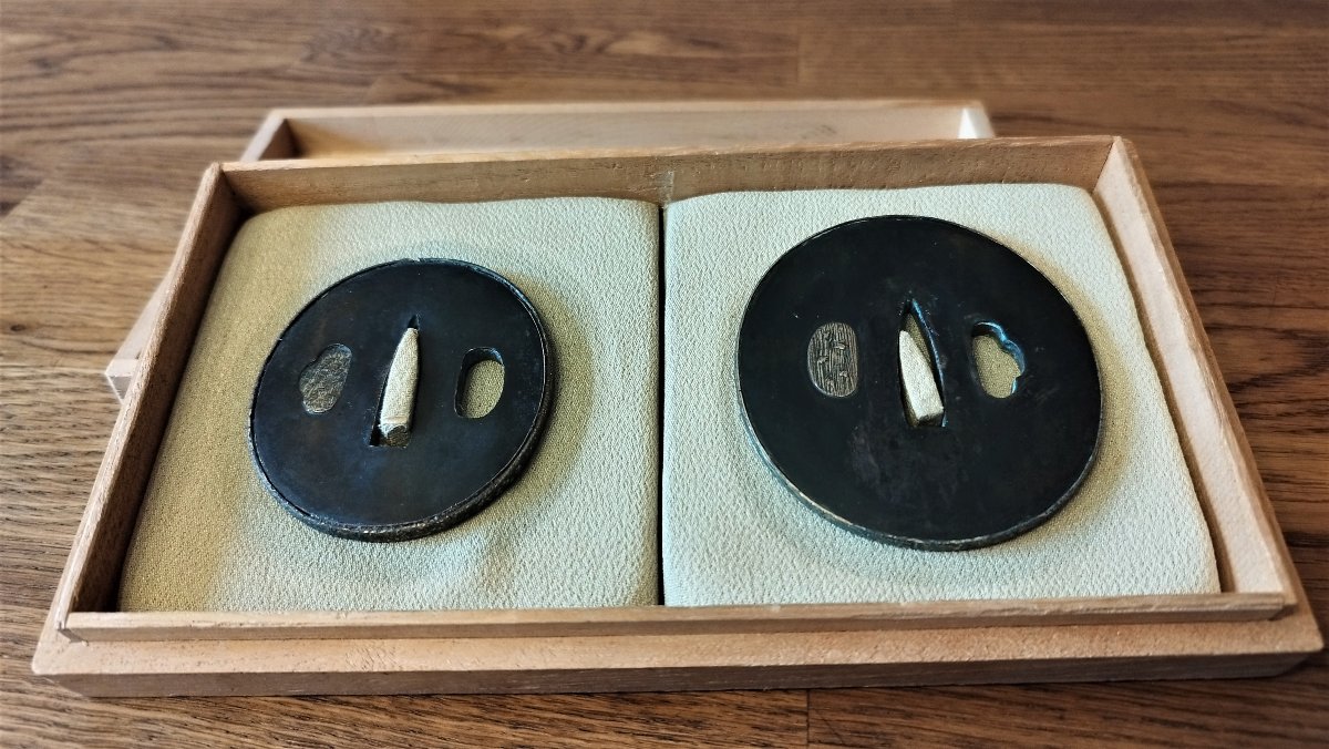 Antique Tsuba Set For Daisho - Mito-shoami School – A Model Of Elegance And Simplicity. -photo-3