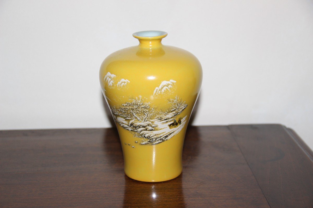 Vase En Porcelaine De Chine