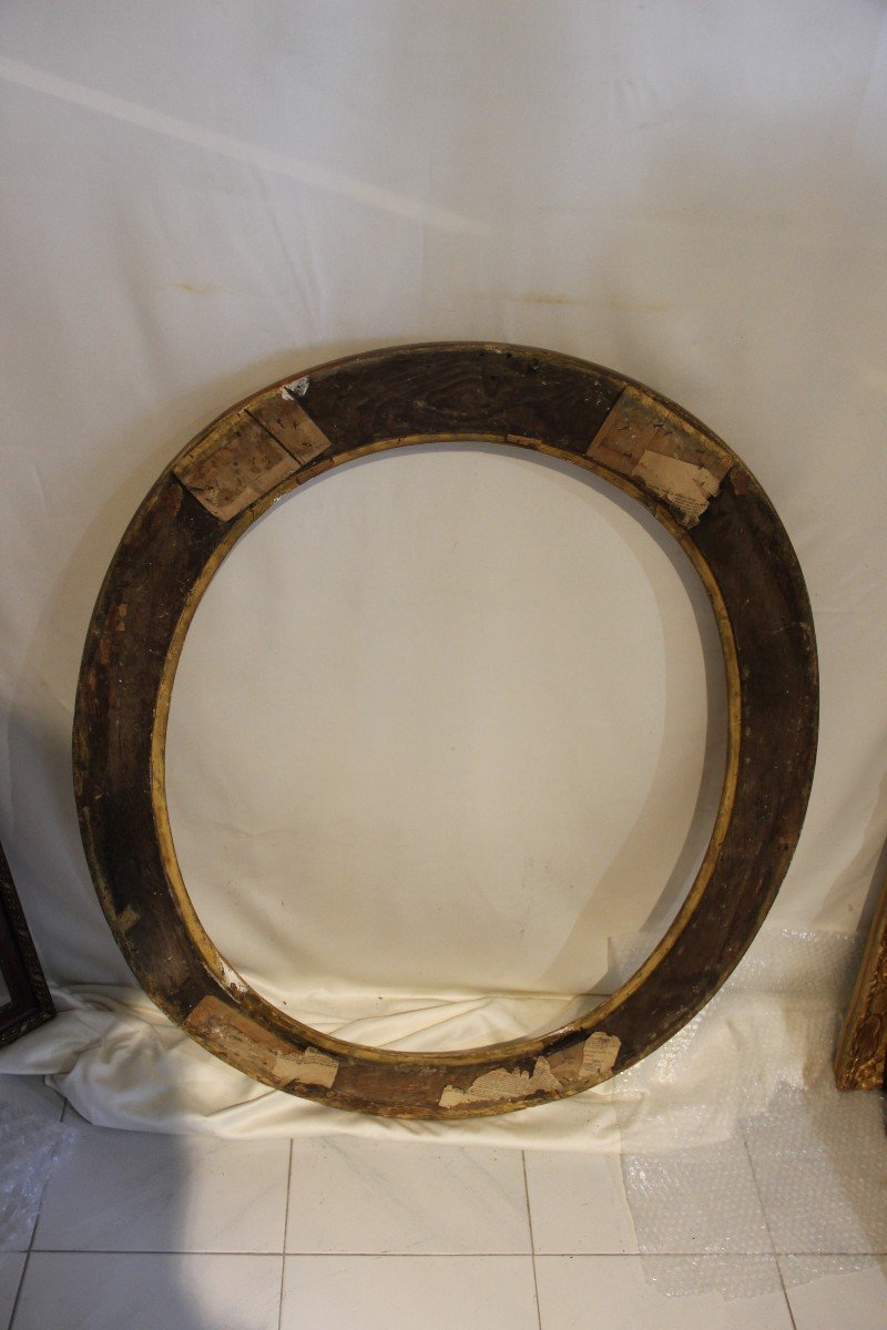 Large Oval Frame 18th Century-photo-2