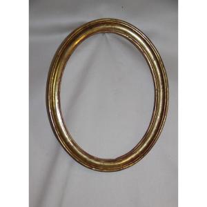 Small Oval Frame With Gold Leaf