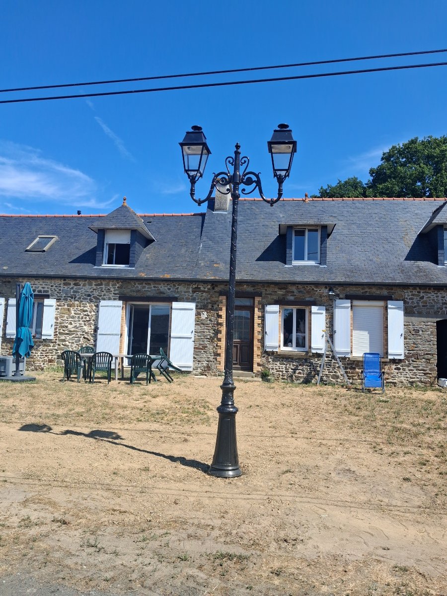Candélabres urbain en fonte -photo-2