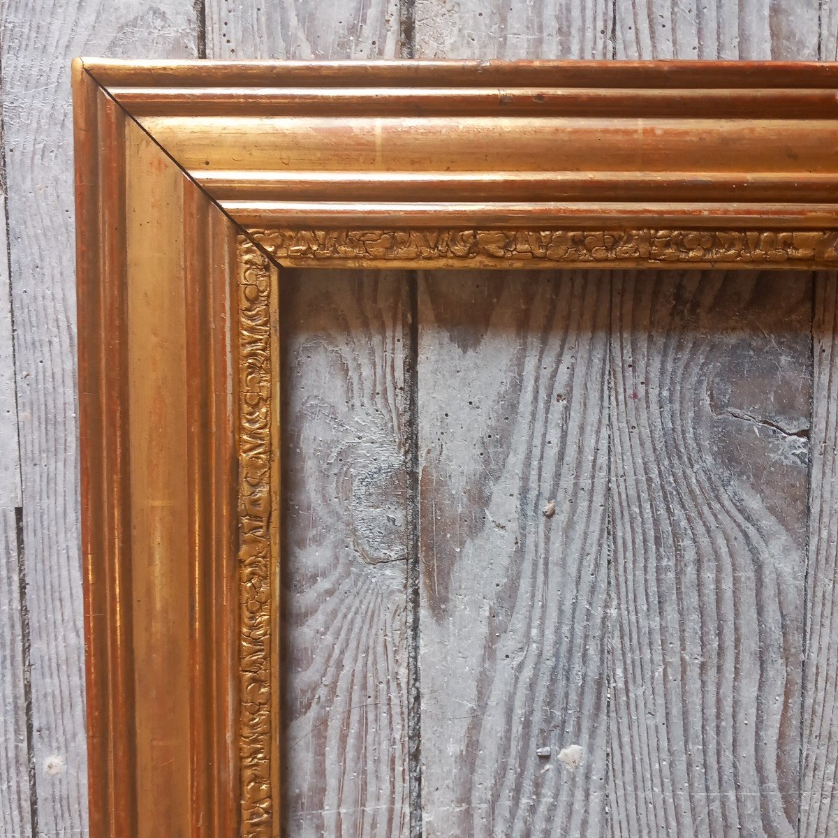 19th Frame In Golden Wood With Leaf-photo-4