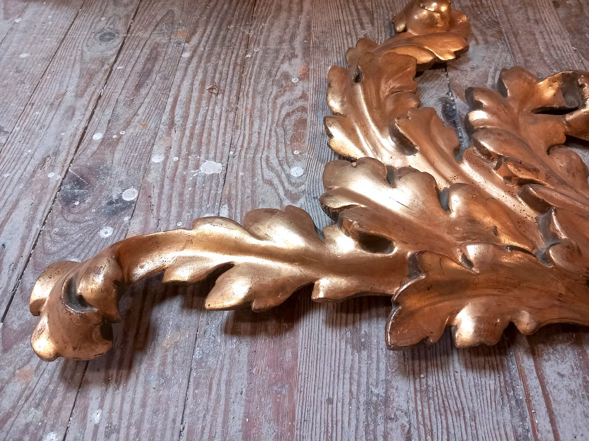 Pair Of Ornaments In Carved Wood, Gilded With Leaf-photo-4