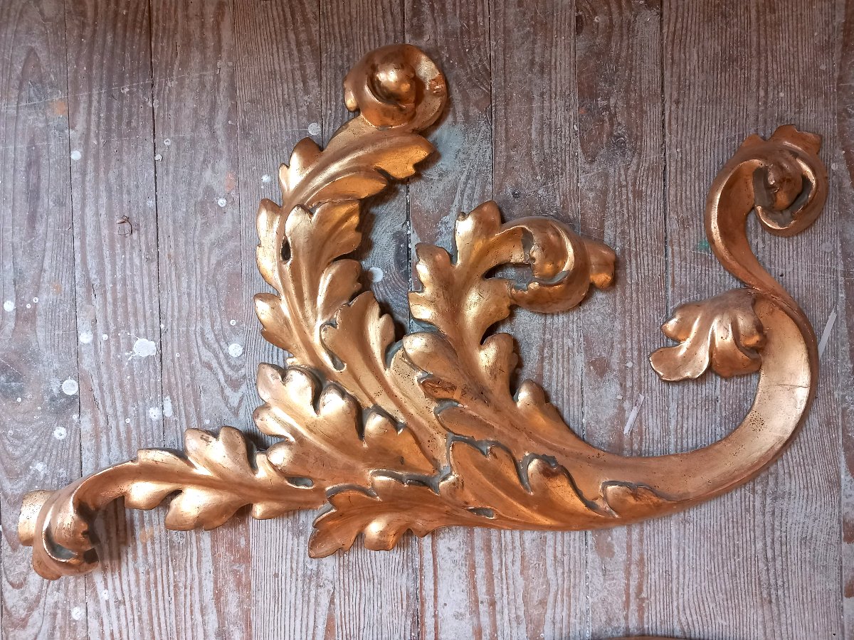 Pair Of Ornaments In Carved Wood, Gilded With Leaf-photo-5