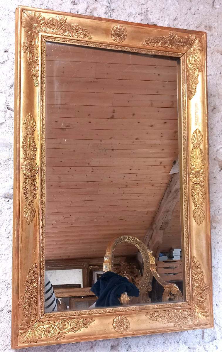 miroir en  bois et stuc doré 19ème
