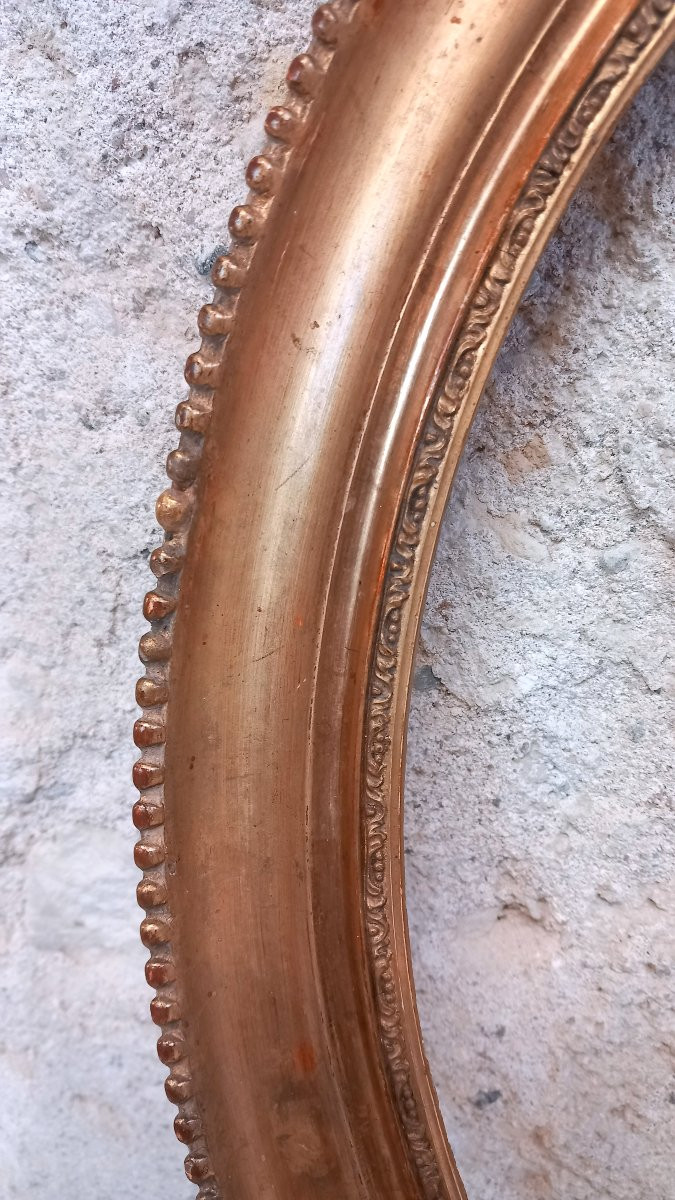19th Century Oval Frame In Gilded Wood-photo-2