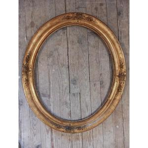 19th Oval Frame