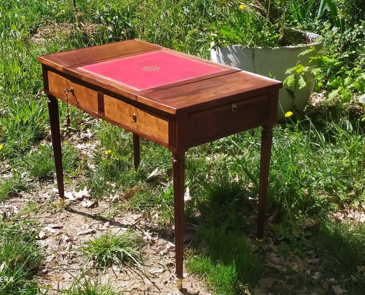 18th Century Reading Table In Mahogany-photo-8