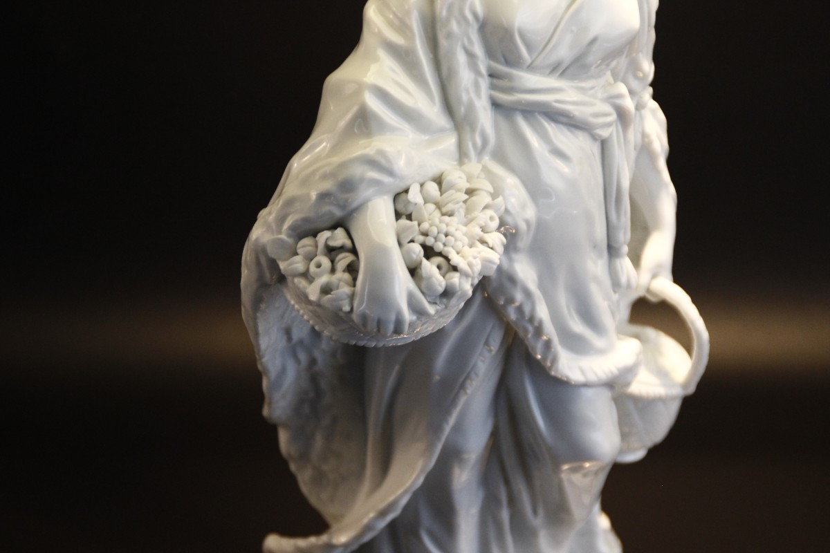 Lampe porcelaine blanche , allégorie de l'été-photo-6